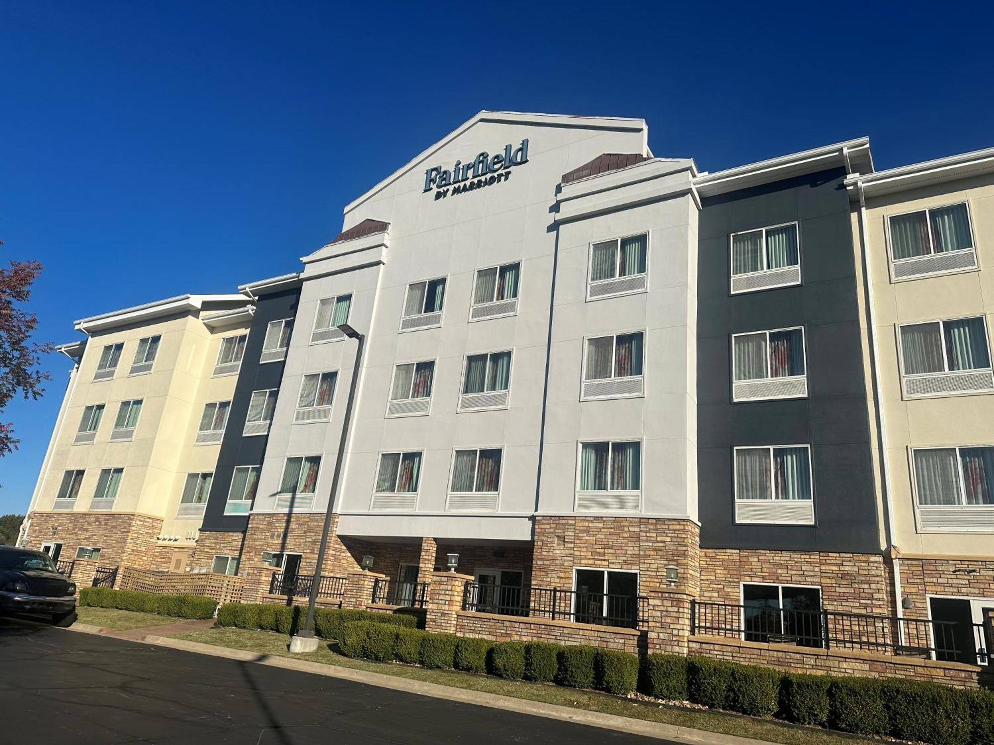 Fairfield Inn & Suites Tulsa South Medical District Екстер'єр фото