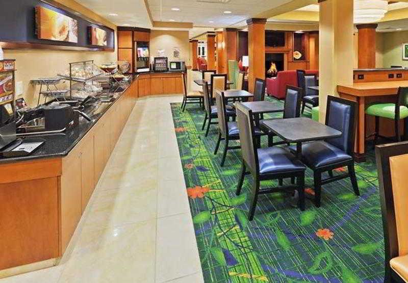 Fairfield Inn & Suites Tulsa South Medical District Ресторан фото